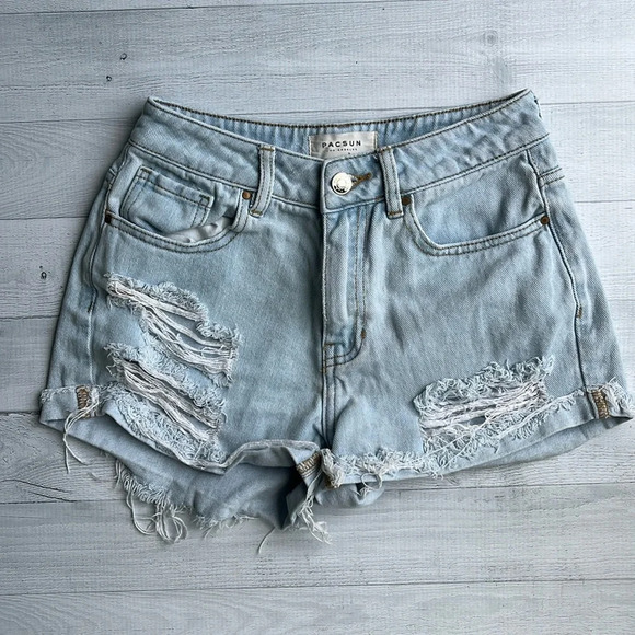 PacSun Pants - Pacsun Light Ripped Denim Mom Short Size 23